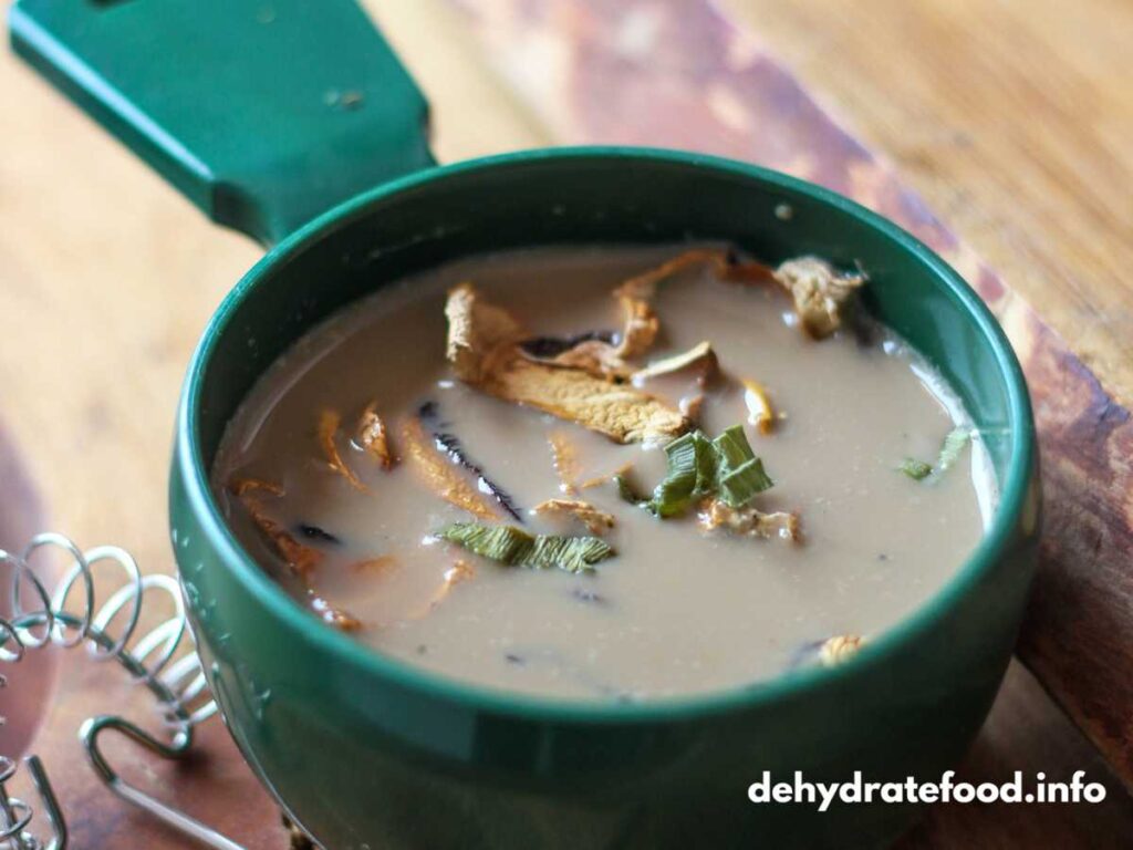 Soup with dehydrated mushrooms